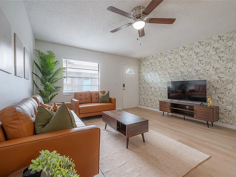 6908 S Macdill Ave #A — Photo 3