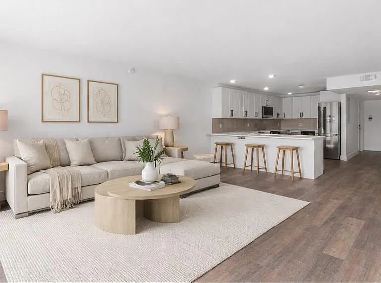 2800 N Palm Aire Dr #310 — Photo 1
