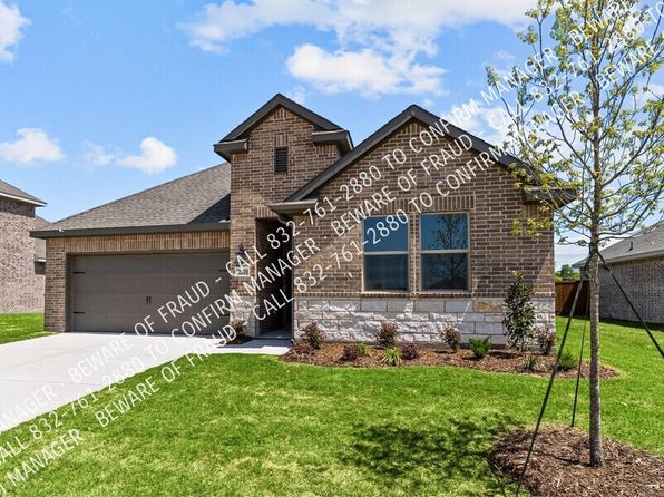 2229 Maple Ridge Dr