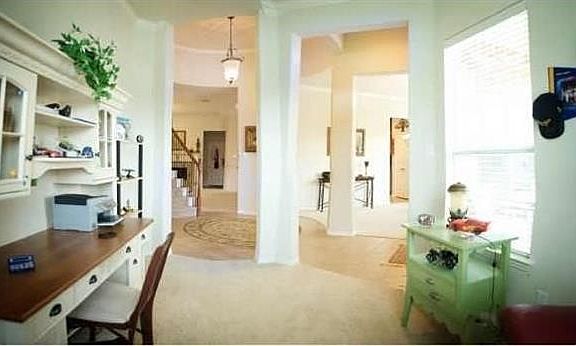 3rd image of 6024 Hidden Creek Ln