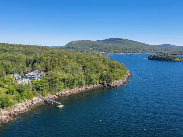 230 Bay View Street, Camden, ME 04843