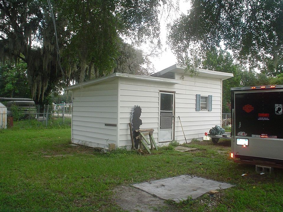 2nd image of 38607 Charles Ave