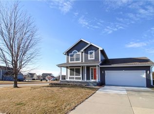 2704 SW Fieldstone Ct, Ankeny, IA 50023