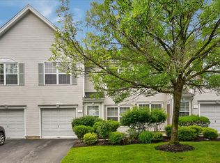 7 Hampton Pl, East Brunswick, NJ 08816