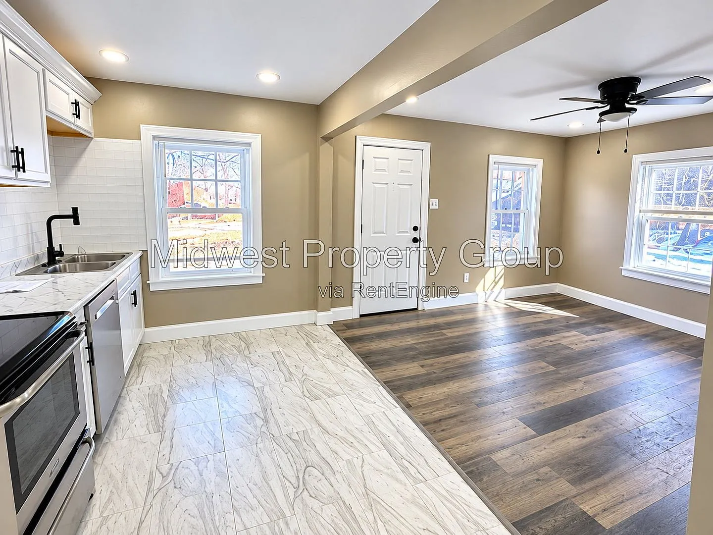 2 bed, 1.0 bath, 1260 sqft, $1,100 — Photo 2