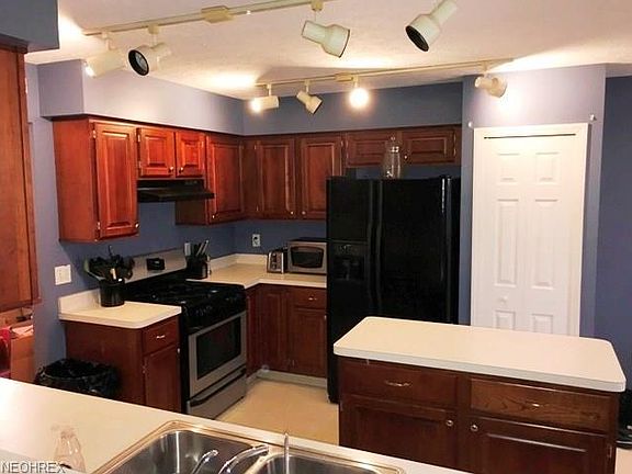 4th image of 5285 Grand Canyon Dr