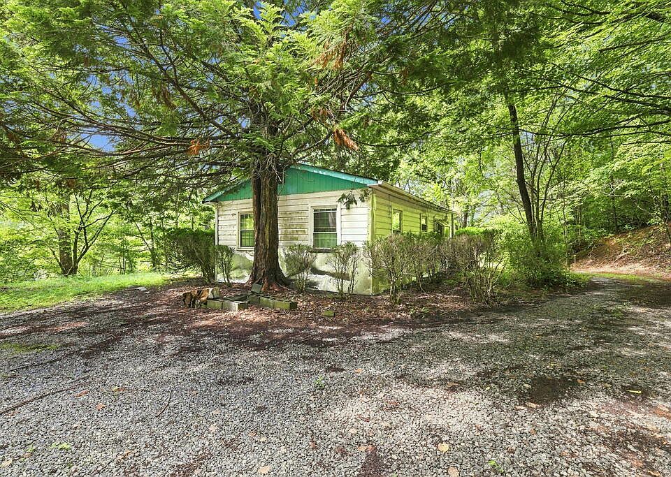 1st image of 5140 Tessentee Rd