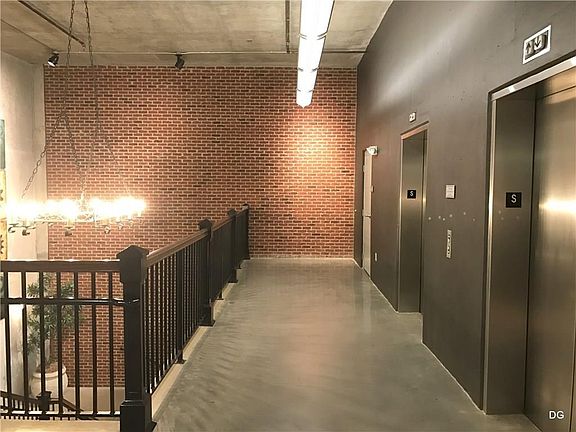 3rd image of 6105 Blue Stone Rd APT 213