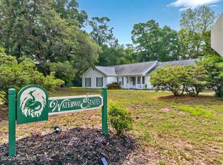 702 Shoreline Dr E, Sunset Beach, NC 28468