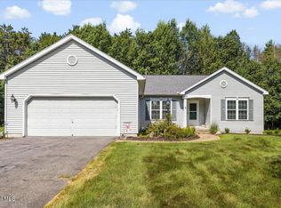 13 Sage Ln, Fort Edward, NY 12828