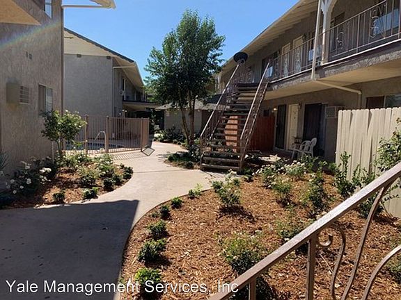 3rd image of 19926 Roscoe Blvd APT 17