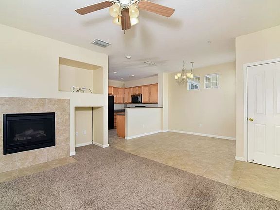 3rd image of 1504 Esplanade Cir