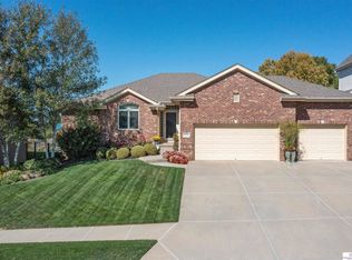 14714 Girard St, Bennington, NE 68007