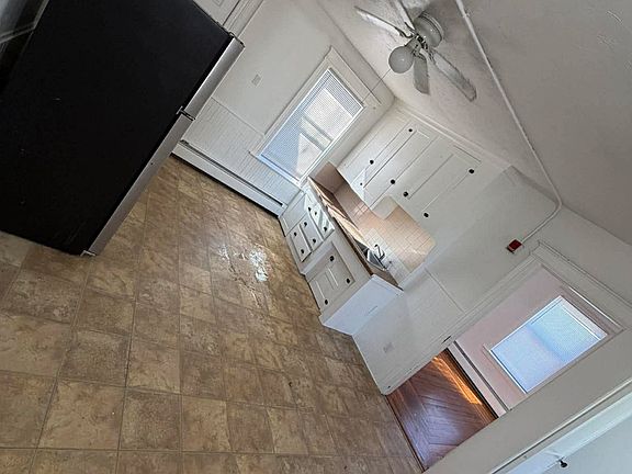 4th image of 42 Libbeus St APT 2