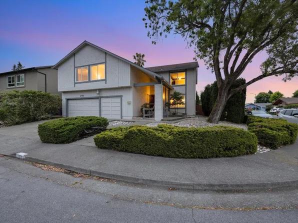 1702 Capistrano Drive, Petaluma, CA 94954