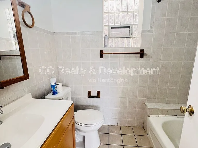 6124 S Whipple St #3 — Photo 7
