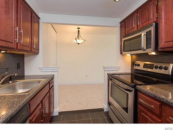 3rd image of 200 High Point Dr APT 508