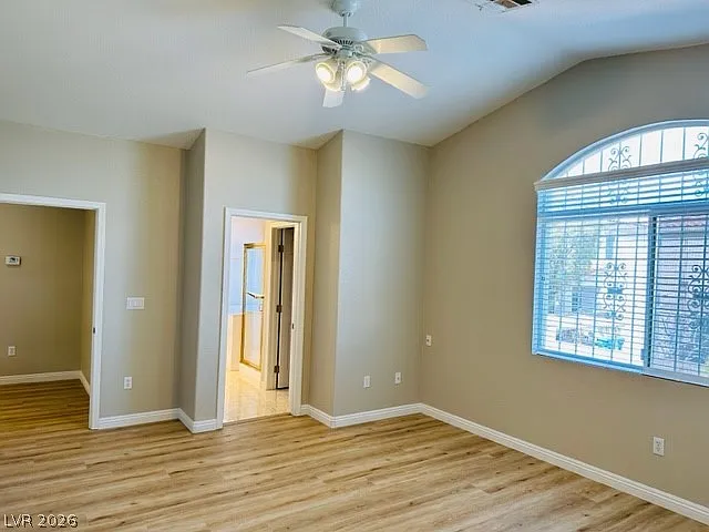 9804 Cornwall Crossing Ln — Photo 12