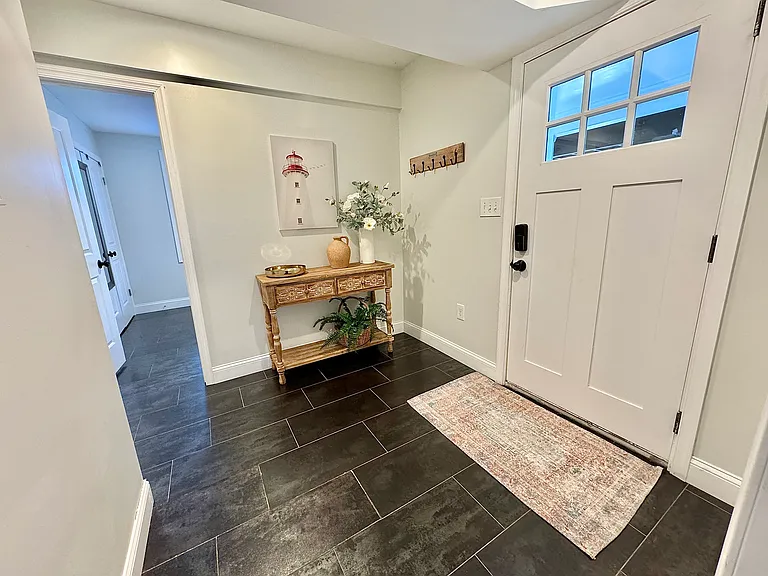 3421 Eastern Ave — Photo 4