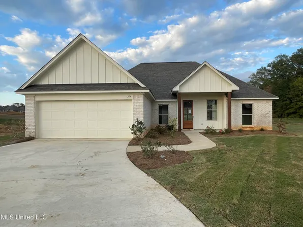 204 Silver Maple Pl Lot 199, Canton, MS 39046