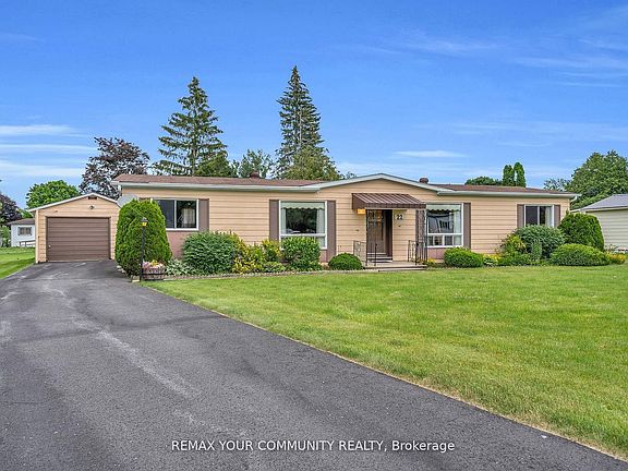 3rd image of 22 Emery Ct