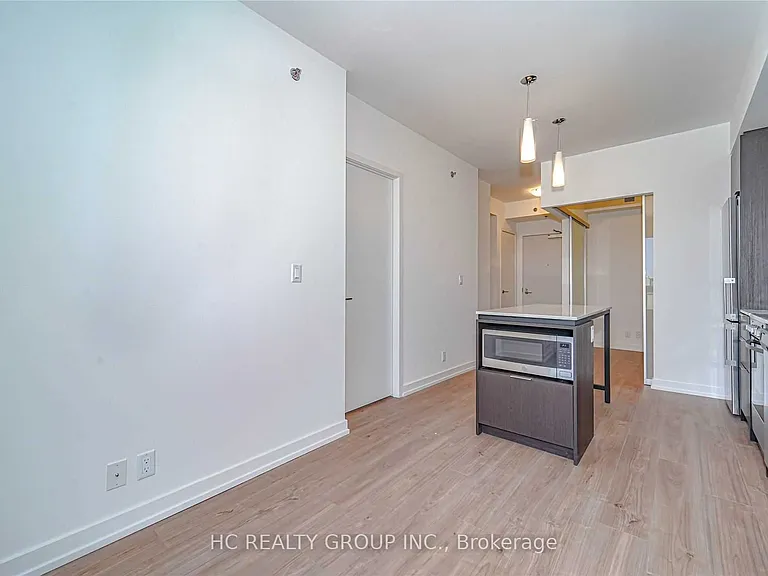 203 College St #1505 — Photo 19