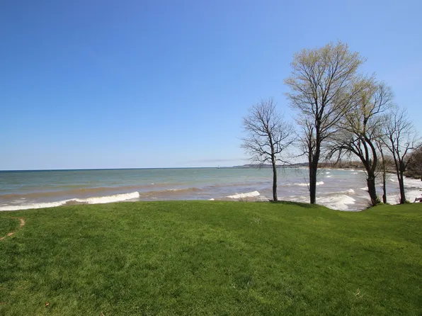8330 Lake St, Sodus Point, NY 14555