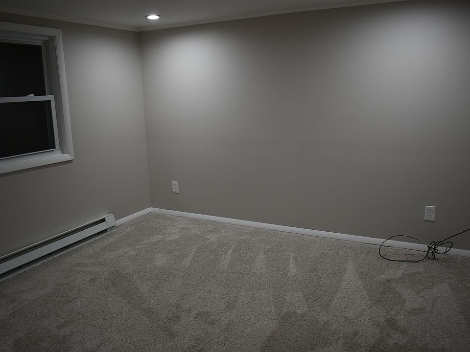 1st bedroom