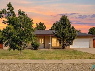 1105 Avenida Del Sumbre, Roswell, NM 88203