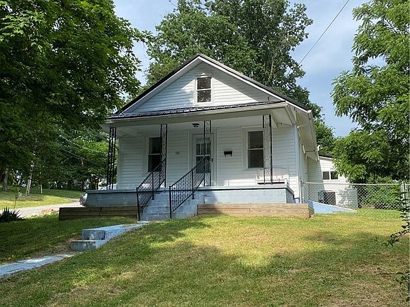 3rd image of 136 N Kirkham Avenue