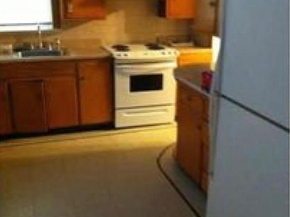 2nd image of 78 Farragut Ave Floor 1