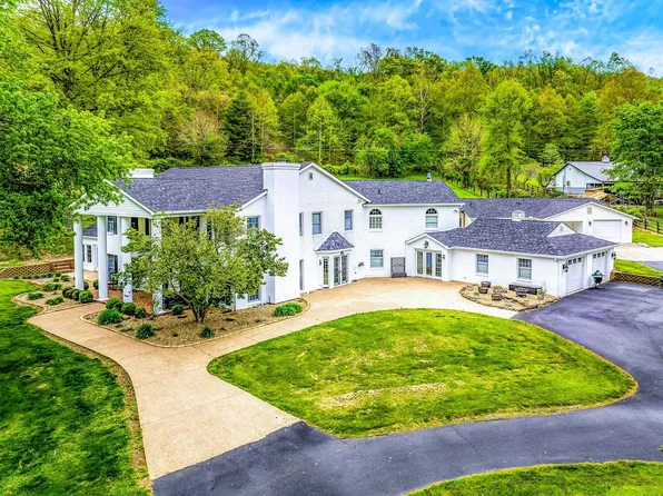 7719 Grandview Lake Rd, Ashland, KY 41102