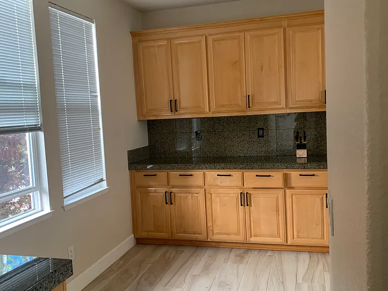 27 Newport Landing Dr — Photo 52