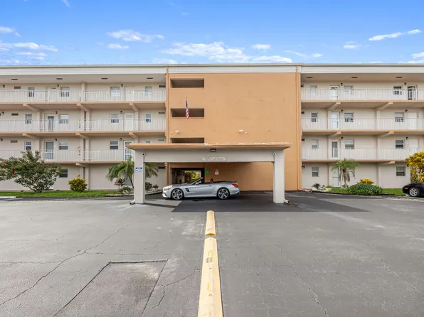 230 NE 26th Avenue #206, Boynton Beach, FL 33435