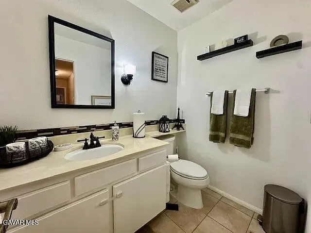 40040 Bluebird Ln — Photo 10