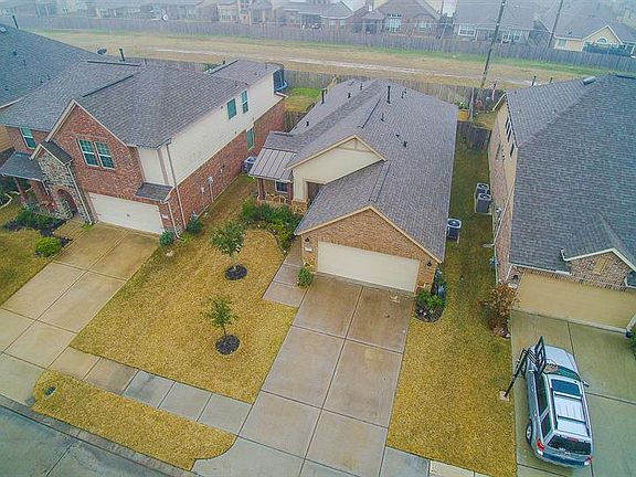 2nd image of 9973 Spring Rock Ln