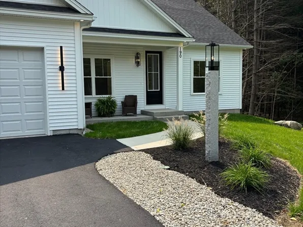 190 Whitins Rd, Sutton, MA 01590