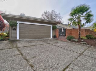 7193 SW Arbor Lake Dr, Wilsonville, OR 97070