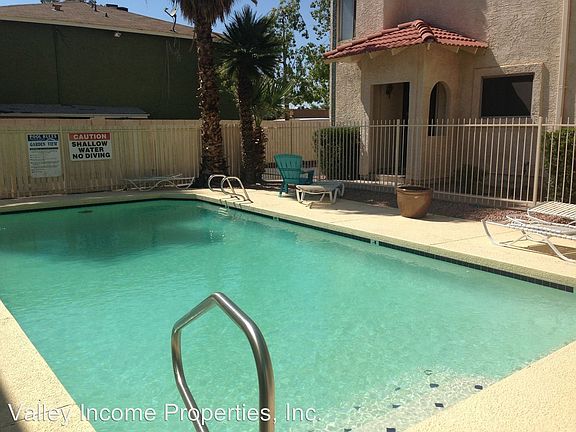 5th image of 3120 E Paradise Ln Unit 01