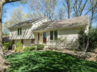 13806 W 81st Ter, Lenexa, KS 66215