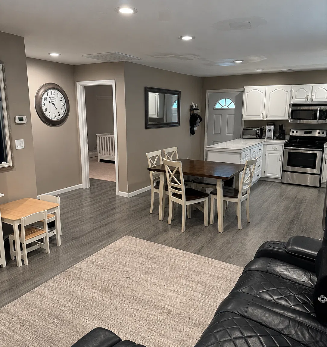2 bed, 1000 sqft, $2,650 — Photo 4