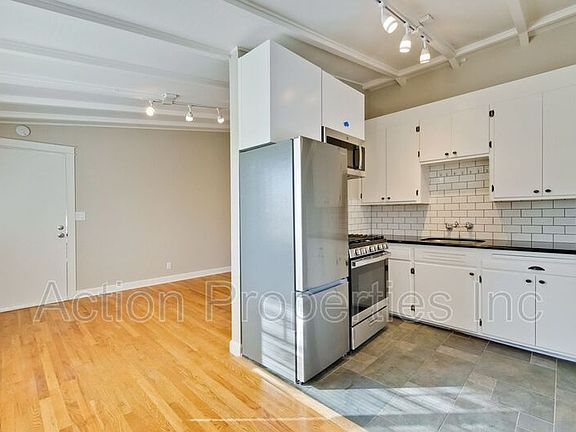 5th image of 372 Camille Ct APT 4
