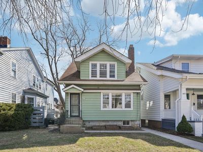 4036 North Stowell AVENUE, Shorewood, WI, 53211
