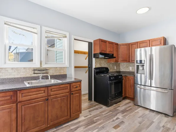 266 Smith St #1, Newark, NJ 07106