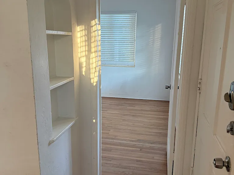 23 Majorca Ave #1 — Photo 8