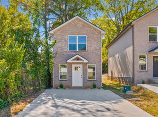 1212 Cedar St, Clarksville, TN 37040