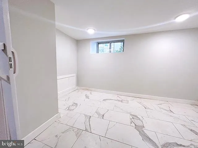 29 S Fallon St — Photo 17