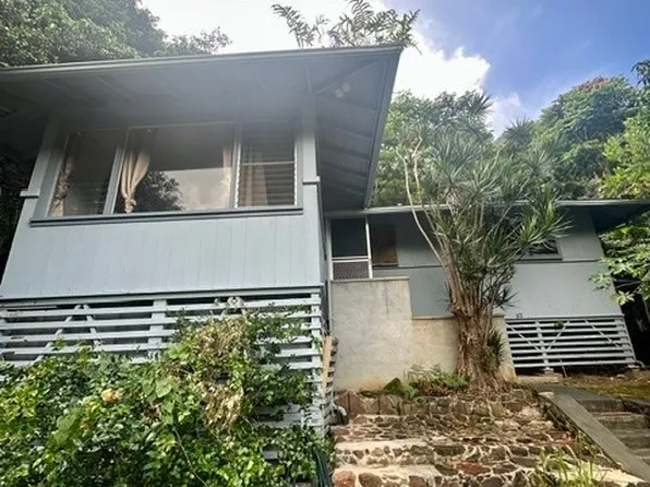 2339 Waiomao Rd, Honolulu, HI 96816