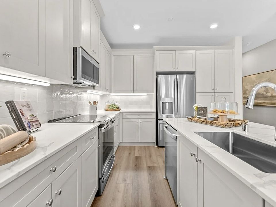 Plan 2 Kitchen
