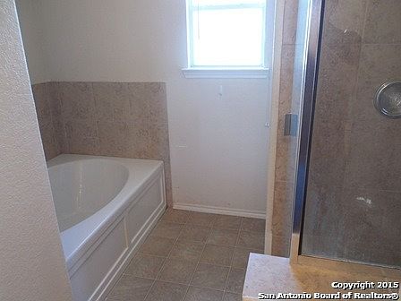 4th image of 6630 Hartnet Flds